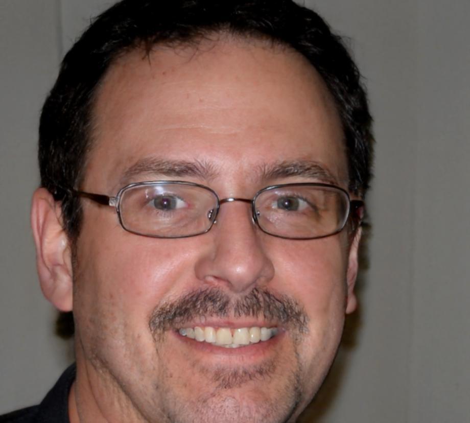 Professional headshot of Tobias Kreidmeier, venture building instructor